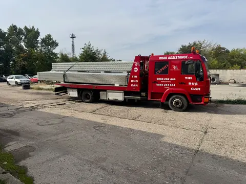 Road Assistance превозва: машини и техника, 8/23