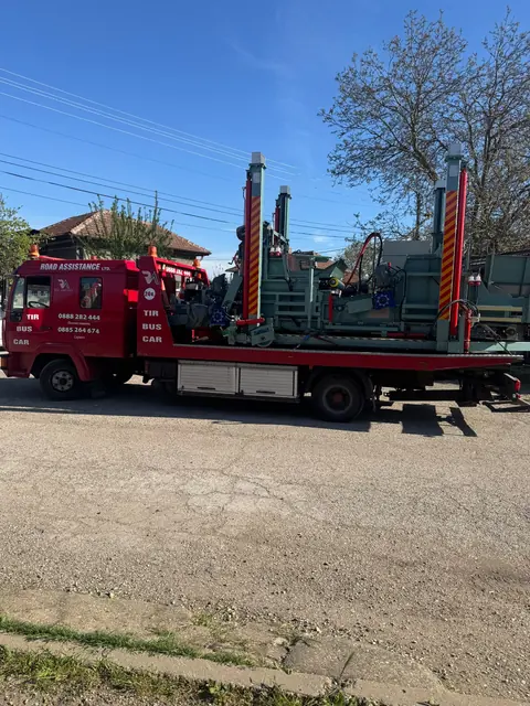 Road Assistance превозва: машини и техника, 22/23
