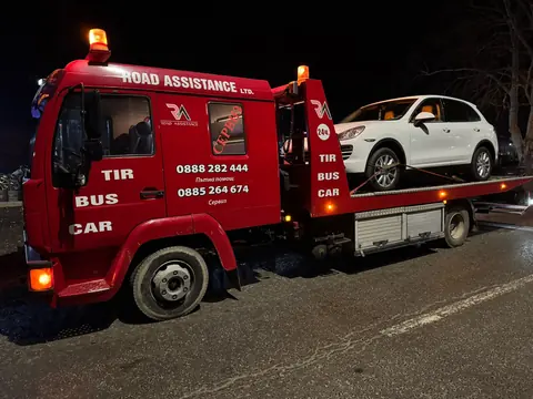 Road Assistance превозва: джипове, 6/8