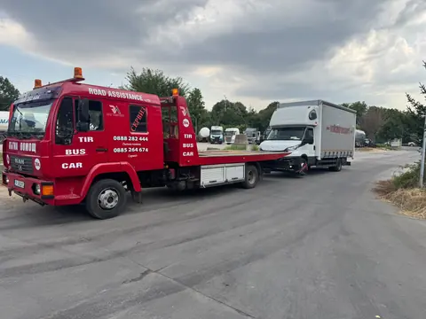 Road Assistance превозва: камиони, 9/20