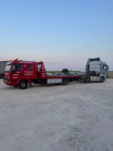 Road Assistance превозва: камиони, 14/20